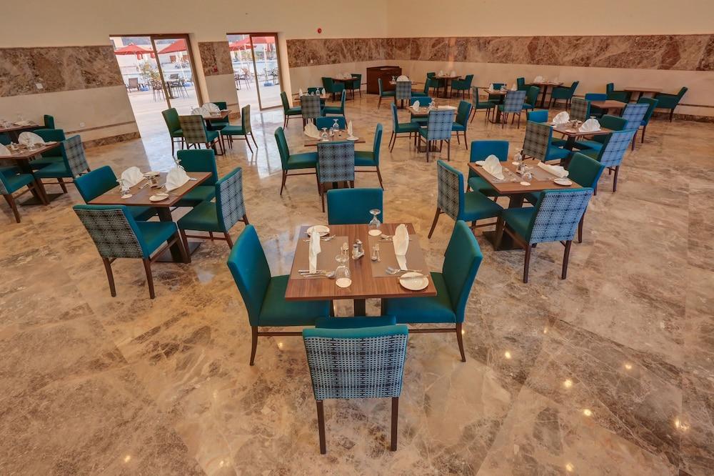 Jaz Beau Rivage Resort Aqaba Extérieur photo